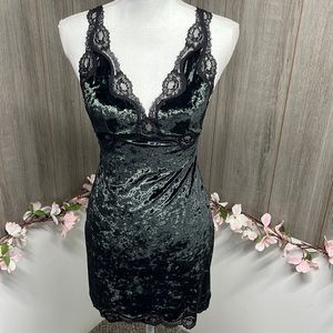 Victoria Secret Lingerie‎